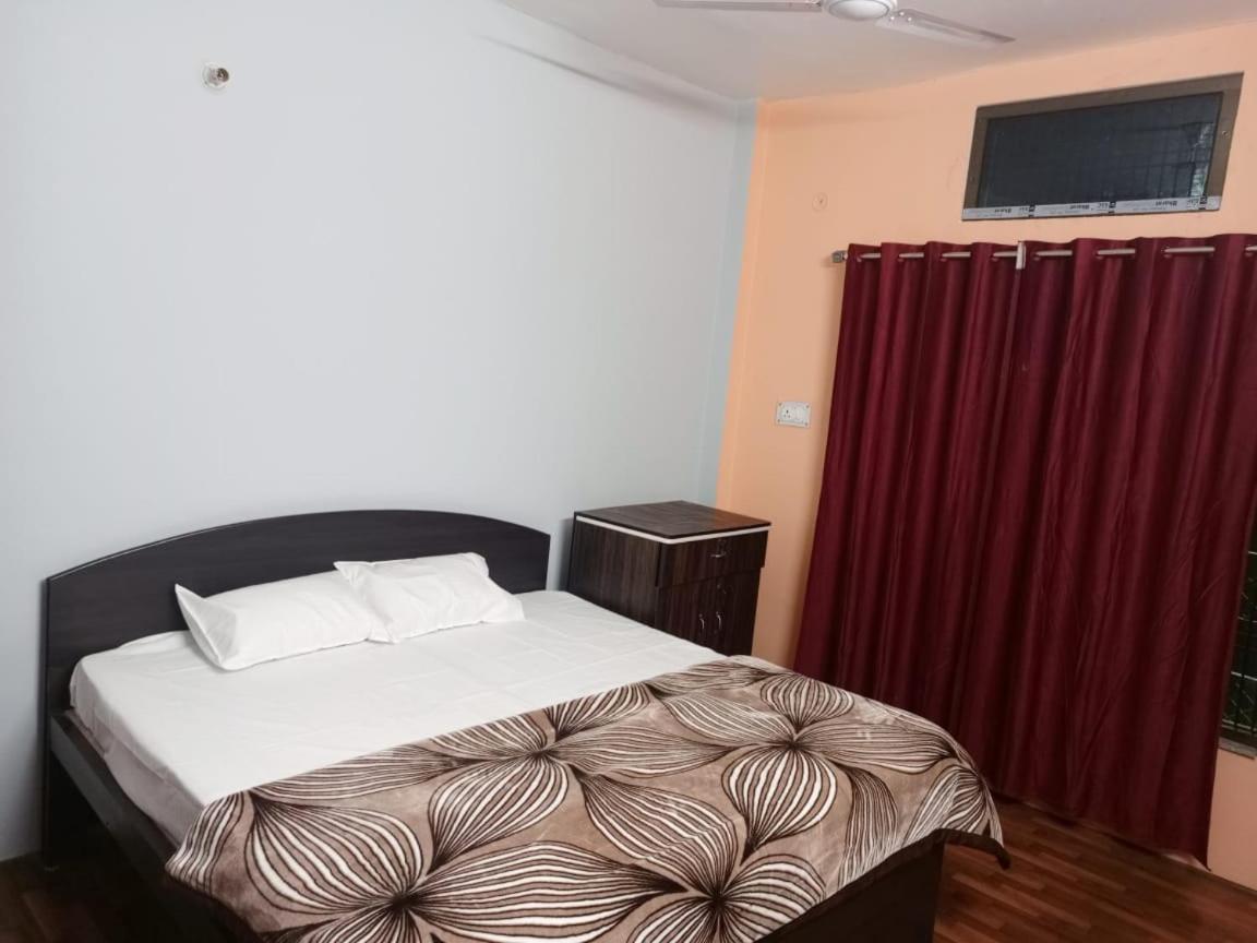 Shri Niwas Homestay Ayodhya Exterior foto